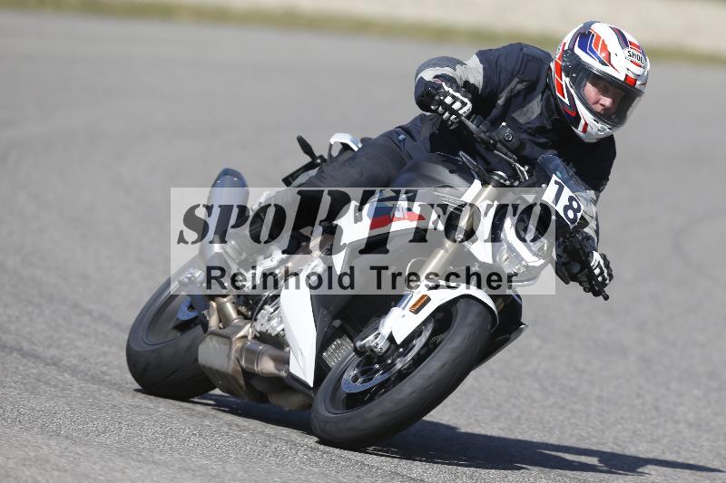 /07 09.04.2026 Cornu Master School ADR/Gruppe gruen/18